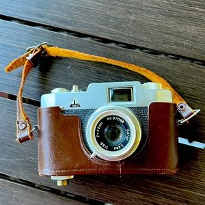 Vintage Camera- real leather (decor/collection)